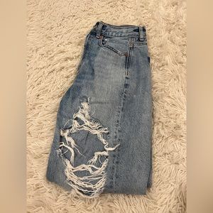 american eagle distressed mom jeans